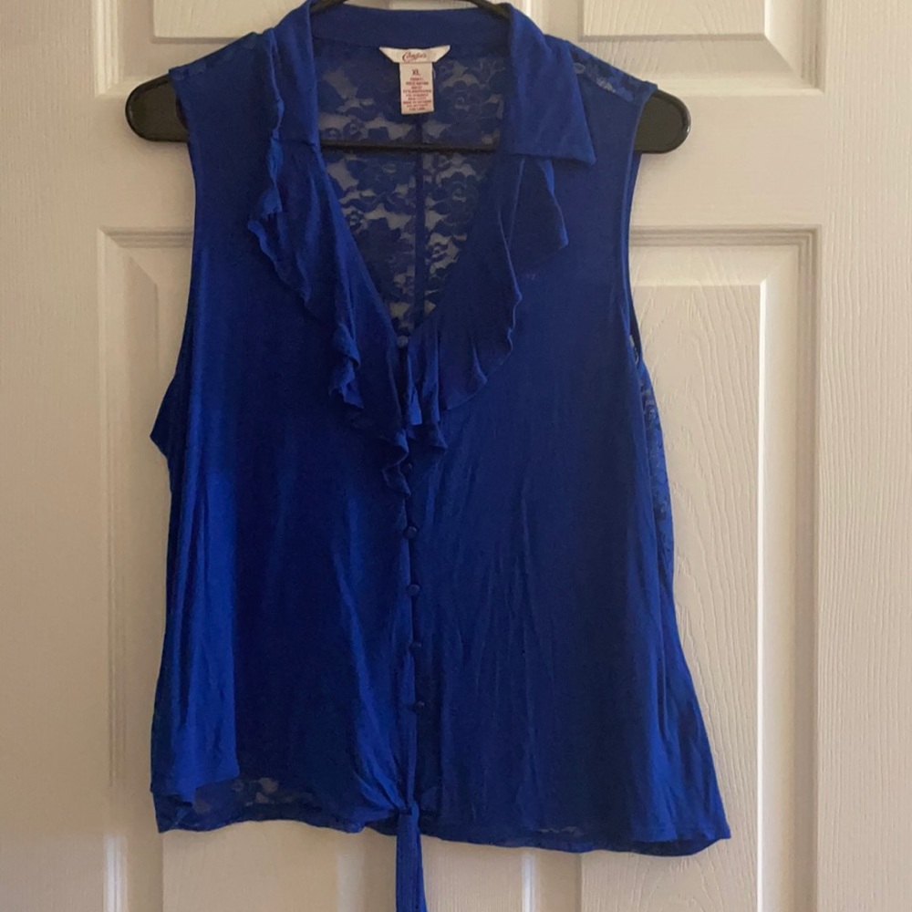 🌟Dark blue button up blouse w see-through lace back